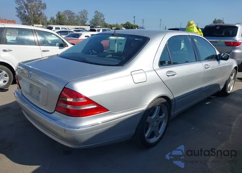 2000 Mercedes-Benz S 500 из США, поврежденный, VIN WDBNG75J3YA074707